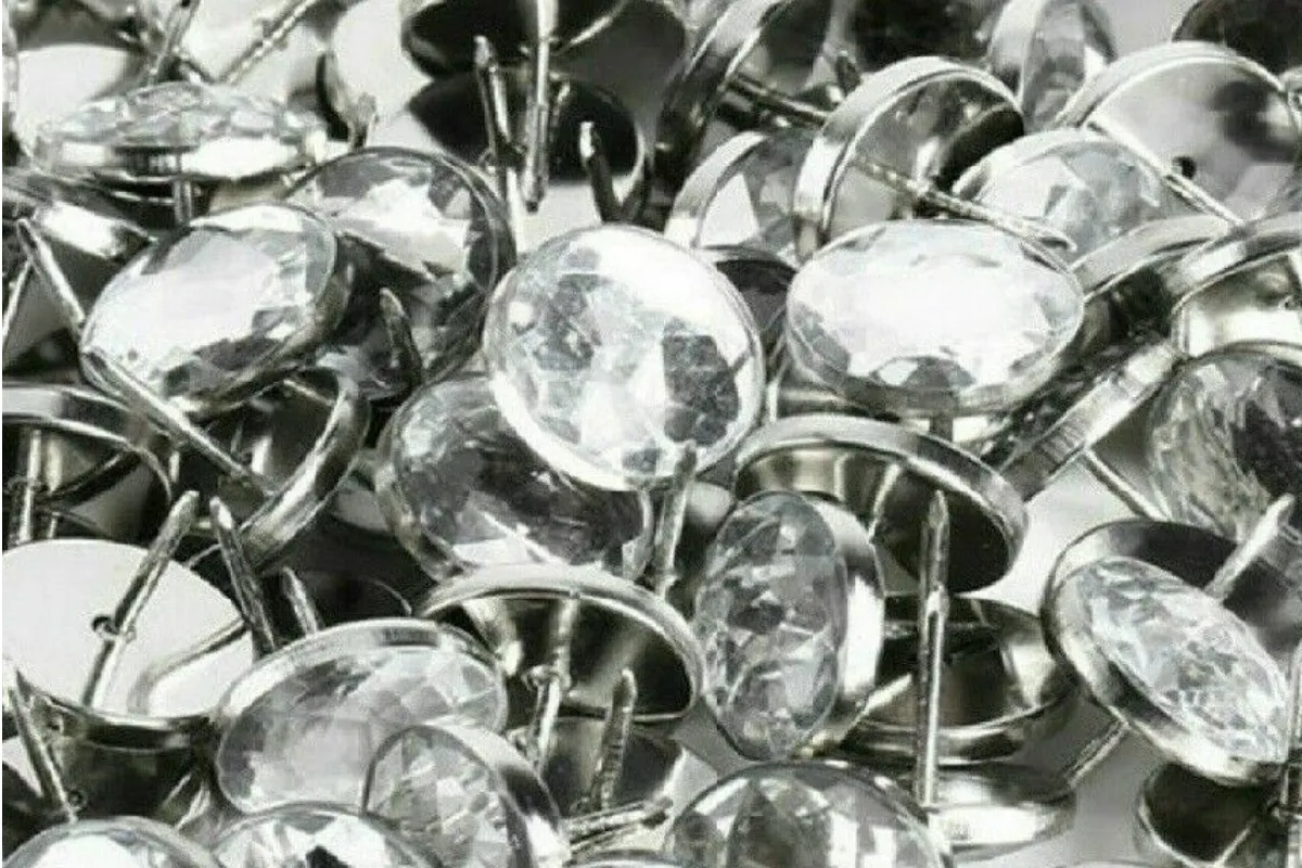 Crystal Diamond Diamante Buttons Nail Back Upholstery Buttons – 22mm for Sofas, Chairs & Headboards